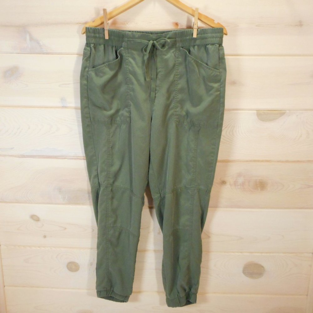 Banana Republic Women's M Tencel Lyocell Utility Jogger Pants Olive Green